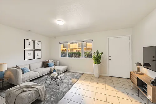 Floor plan Floor Plan C 2BR 1BA