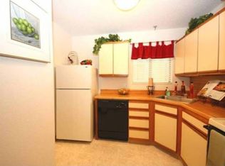 9983 Pointe South Dr APT D, Sappington, MO 63128