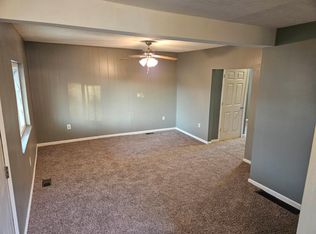 2953 Chase St, Huntington, WV 25704