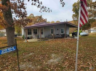 26164 Waterview Dr, Warsaw, MO 65355