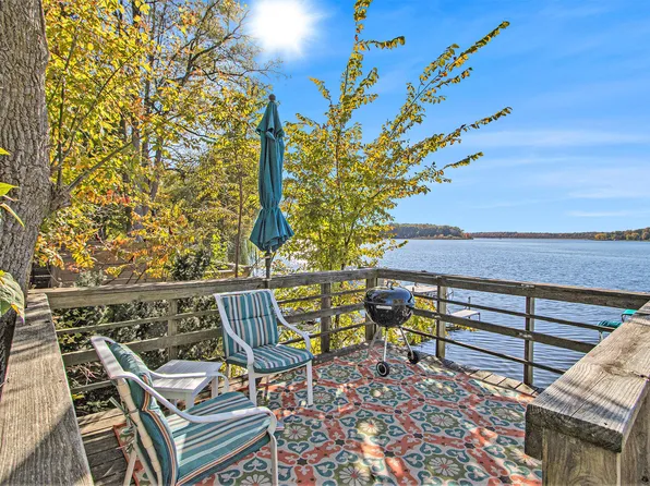 10901 Portage Rd, Portage, MI 49002