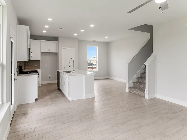 427 Magellan Rd — Photo 14