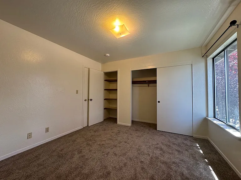 5016 Valley East Blvd — Photo 9