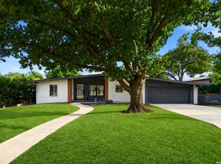 1422 Wiltshire Ave, Terrell Hills, TX 78209