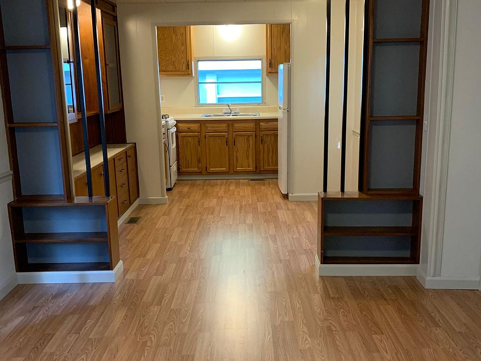 1st image of 436 W Union St Lot 9
