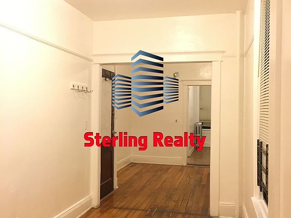 4th image of 3417 42nd St APT 1B