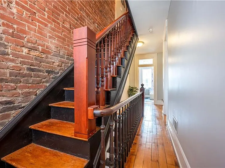 1011 Bradish St — Photo 13