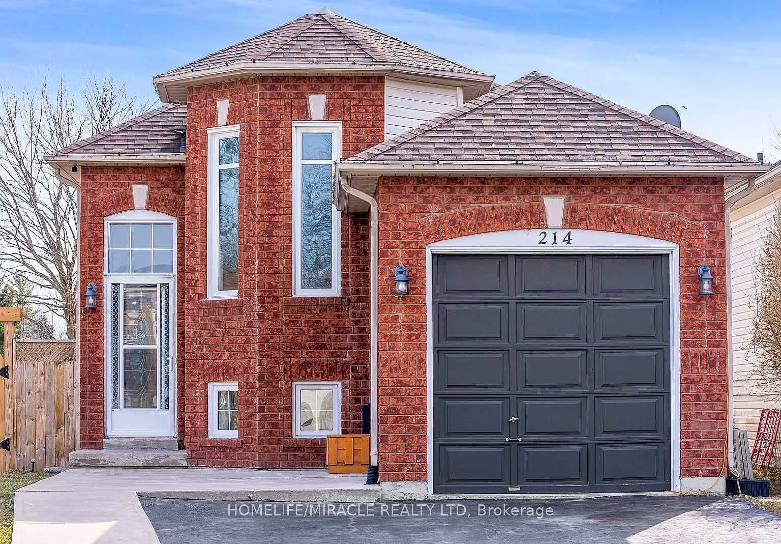 3 bed, $2,600 — Photo 1