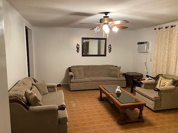 3rd image of 1302 Ugarte St