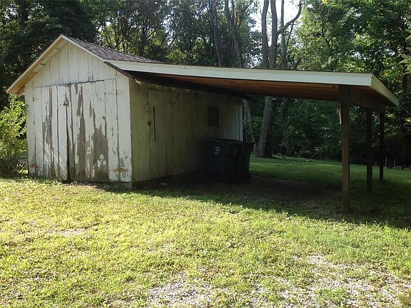 4th image of 146 Bollinger St