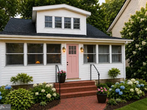 206 Linden Ave, Edgewater, MD 21037