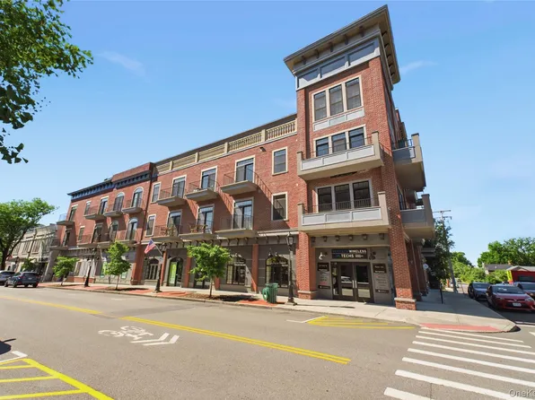 249 Main St, Beacon, NY 12508