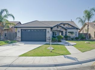 433 Ellie Ct, Shafter, CA 93263