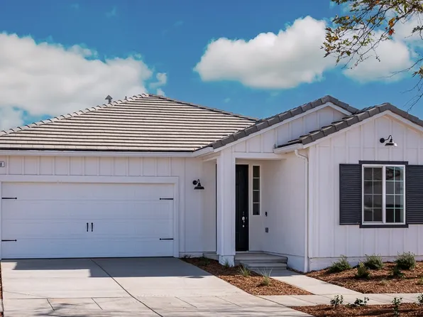 878 Beaver Pond Loop, Madera, CA 93636