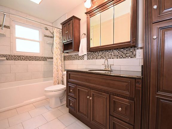 3rd image of 2716 University Ct
