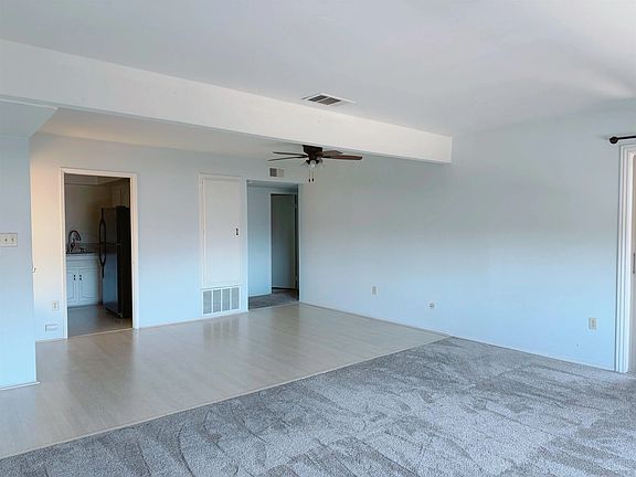 4th image of 6832 Hyde Park Dr Unit E