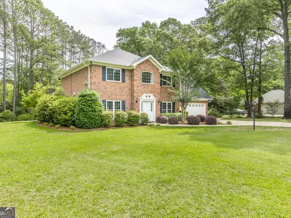 109 Molded Stone Pl, Warner Robins, GA 31088