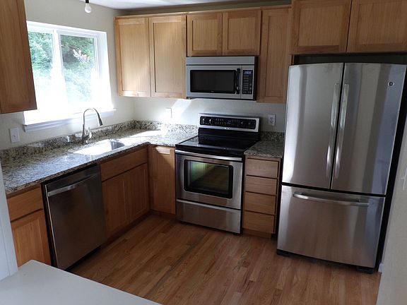 2nd image of 1854 211th Pl NE