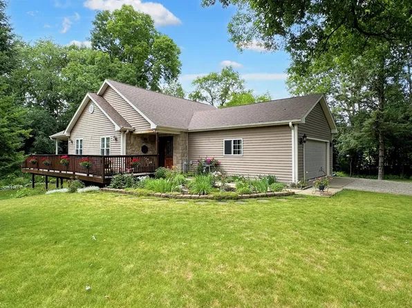 W5336 Wisconsin DRIVE, Elkhorn, WI 53121