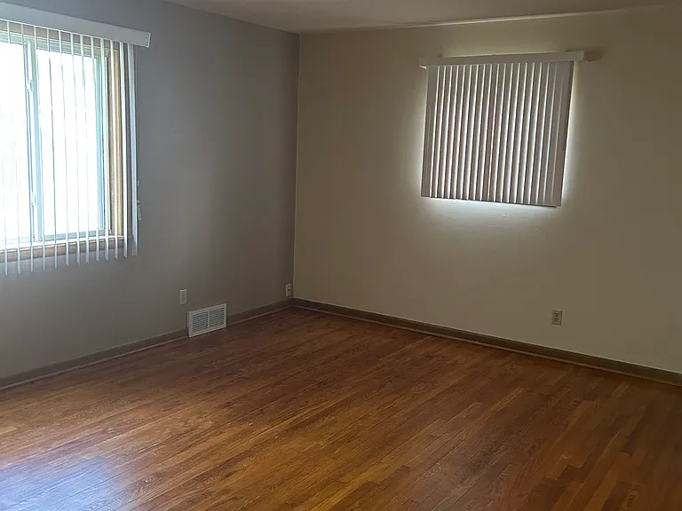426 Rushmore Ln #2 — Photo 7