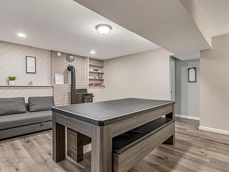 115 White Oak Ct — Photo 17