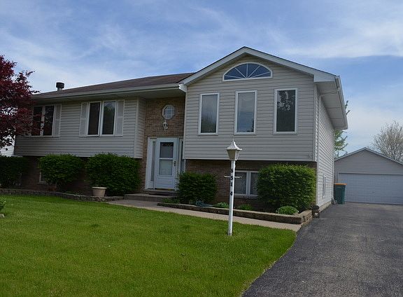 2nd image of 6514 Whalen Ln