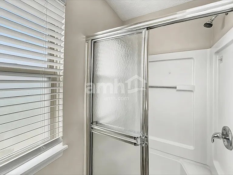 1053 Amherst Blvd — Photo 14