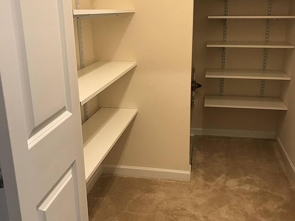 5th image of 11105 Pettus Ct