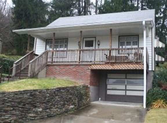 2nd image of 1209 Hughes Ave