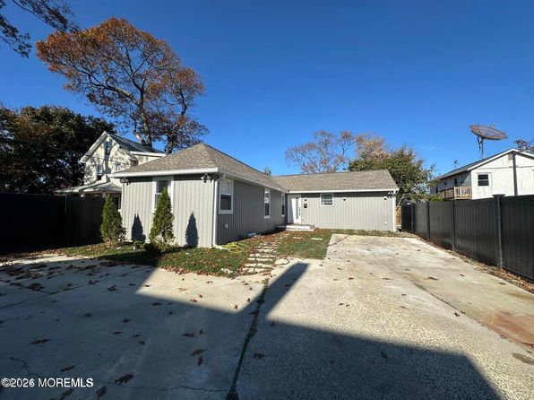 706 3rd Ave