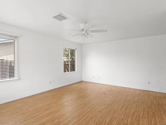 5th image of 1039 Alveda Ave