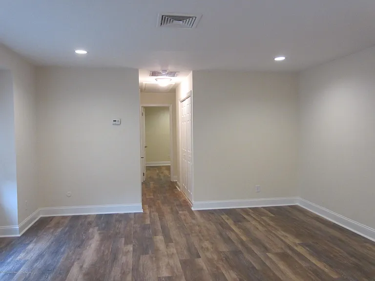 22 Lasatta Ave #2B — Photo 22