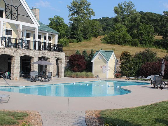 2nd image of 147 Apple Ln