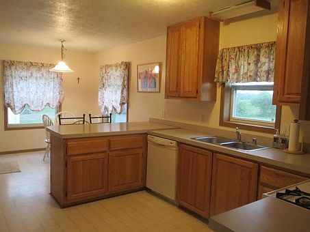 5th image of 8874 N State Road 55