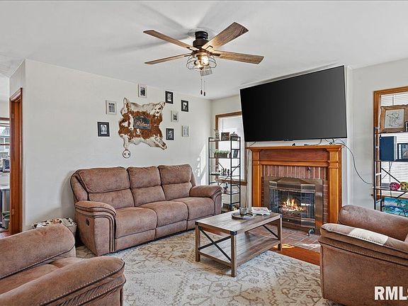 5th image of 359 E Tremont St