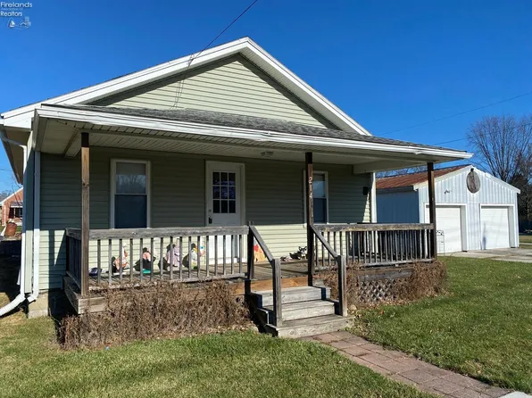 214 Huss St, Tiffin, OH 44883