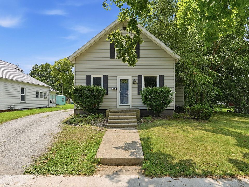 1st image of 1104 E Fort Wayne St