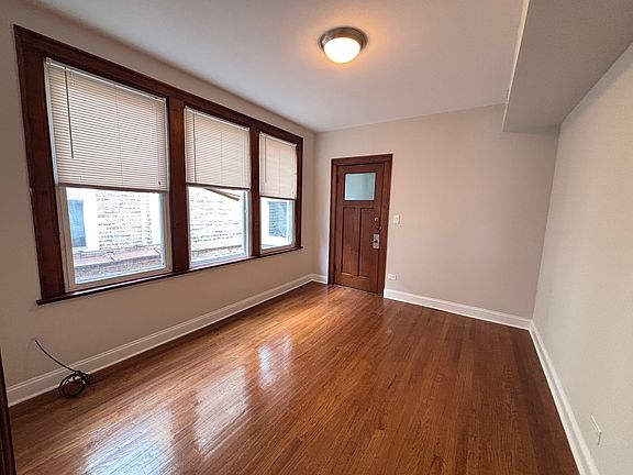 2nd image of 3056 N Milwaukee Ave