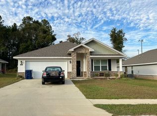 6174 Stream Bank Dr, Theodore, AL 36582