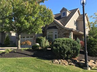 5130 River Creek Rd, Lyndhurst, OH 44124