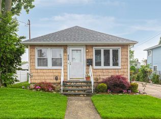 629 Midvale Ave, East Meadow, NY 11554