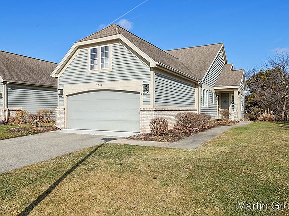 3rd image of 7754 Greenbrier Dr NE #100