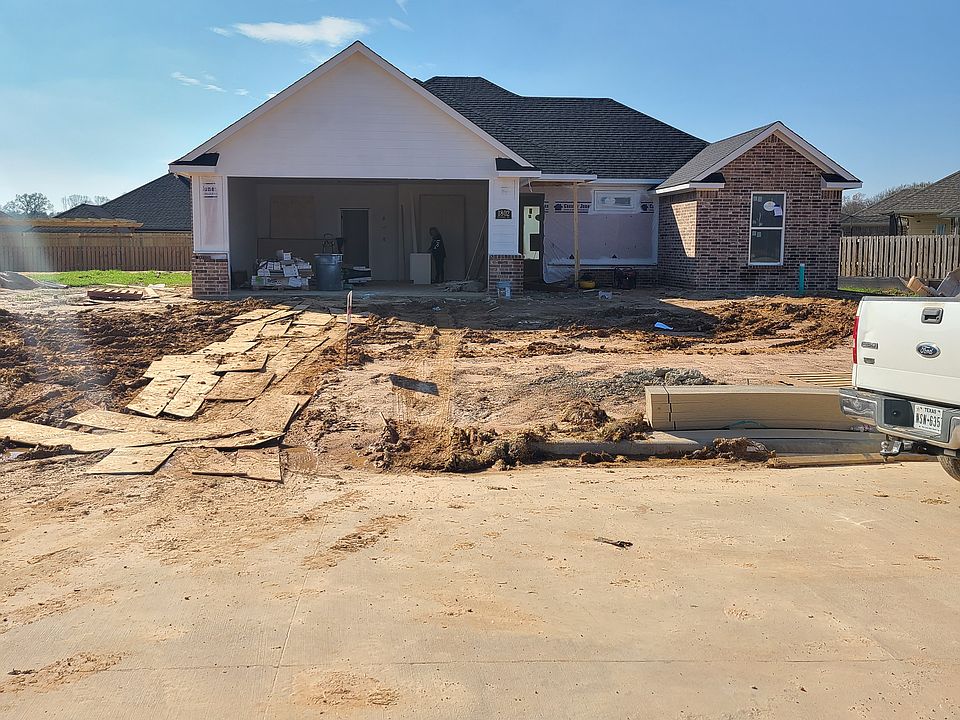 1st image of 1802 Stephanie Dr