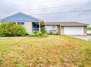 N5648 Oak Hills Dr, Onalaska, WI 54650