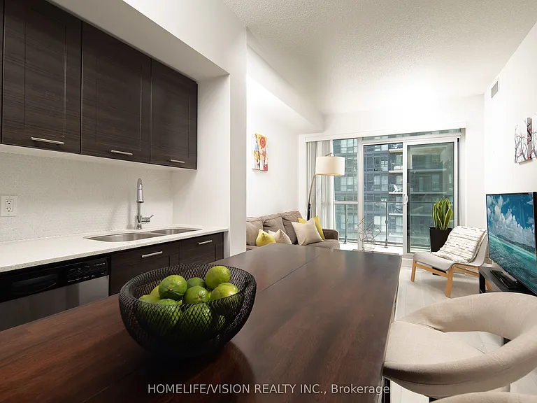 2220 Lake Shore Blvd W #3208 — Photo 1