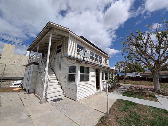 3rd image of 3713 Packard Ave #B