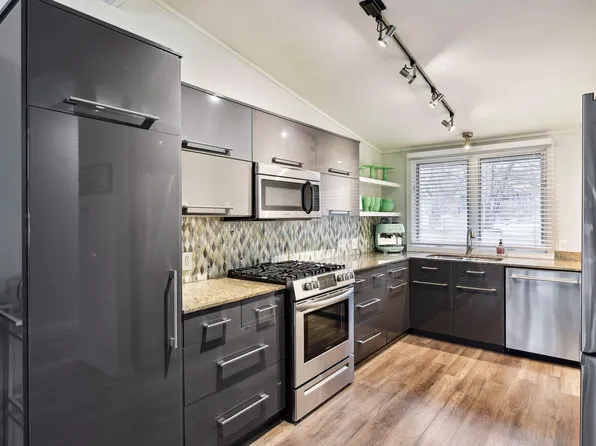 5832 Wooddale Ave, Edina, MN 55424