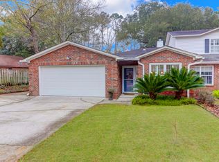 1705 Greystone Blvd, Mount Pleasant, SC 29464