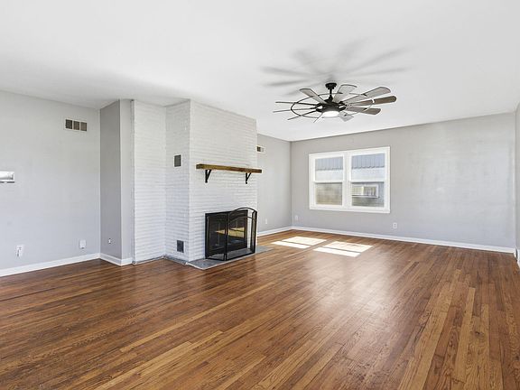 4th image of 2134 S Luster Avenue