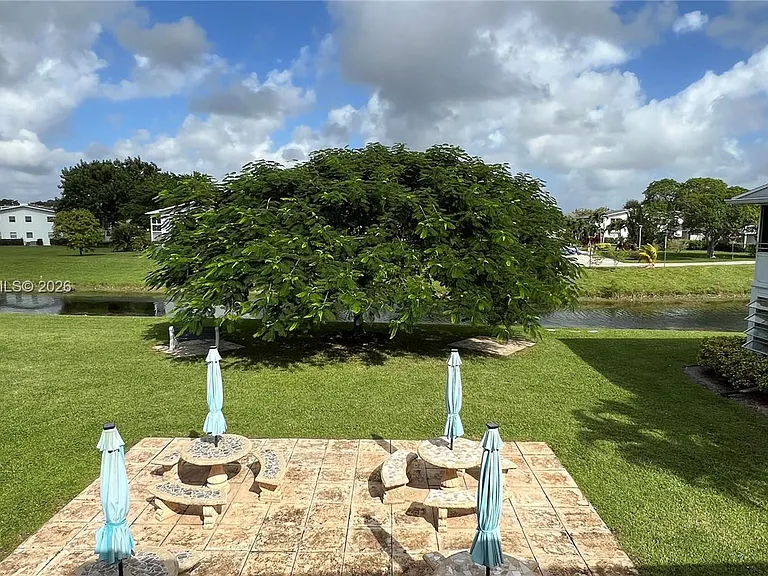 306 Newport Dr #306-T — Photo 9